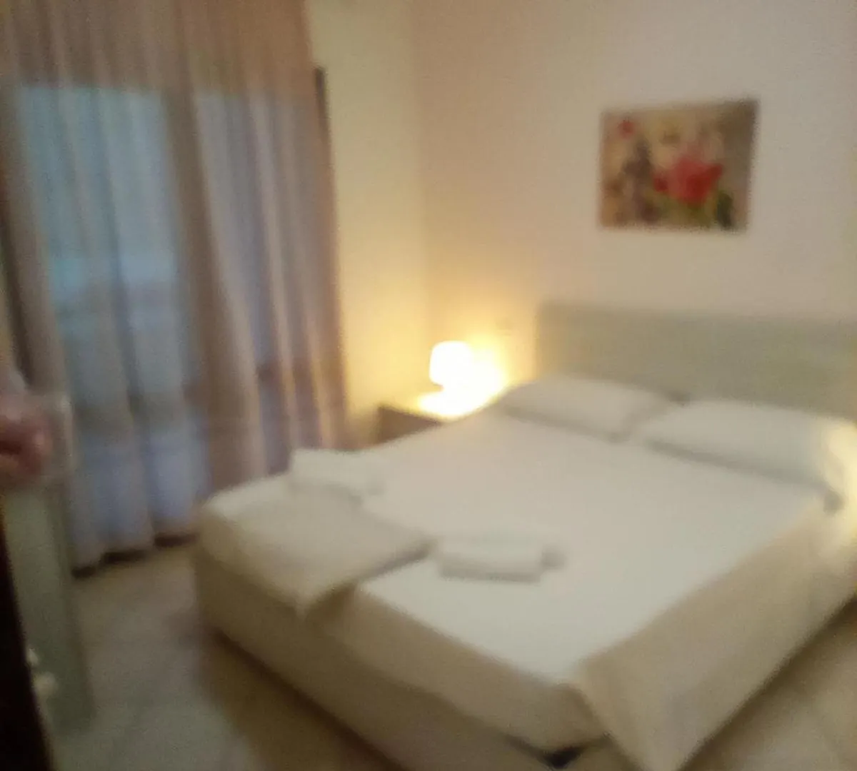 La Casa Di Rossella Nel Cuore Della Citta , Downtown Spacious Apartment オルビア 0*,  イタリア